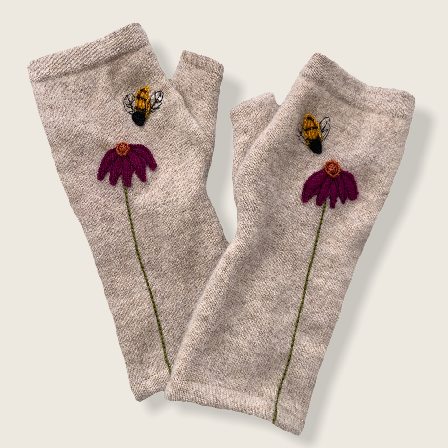 Fingerless Cashmere Gloves-Bee